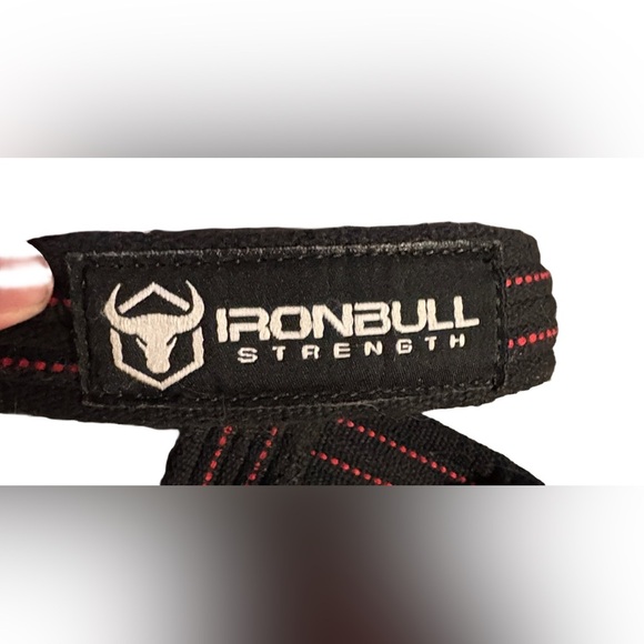 🛡️ IRONBULL STRENGTH Wrist Wrap - Picture 2 of 3